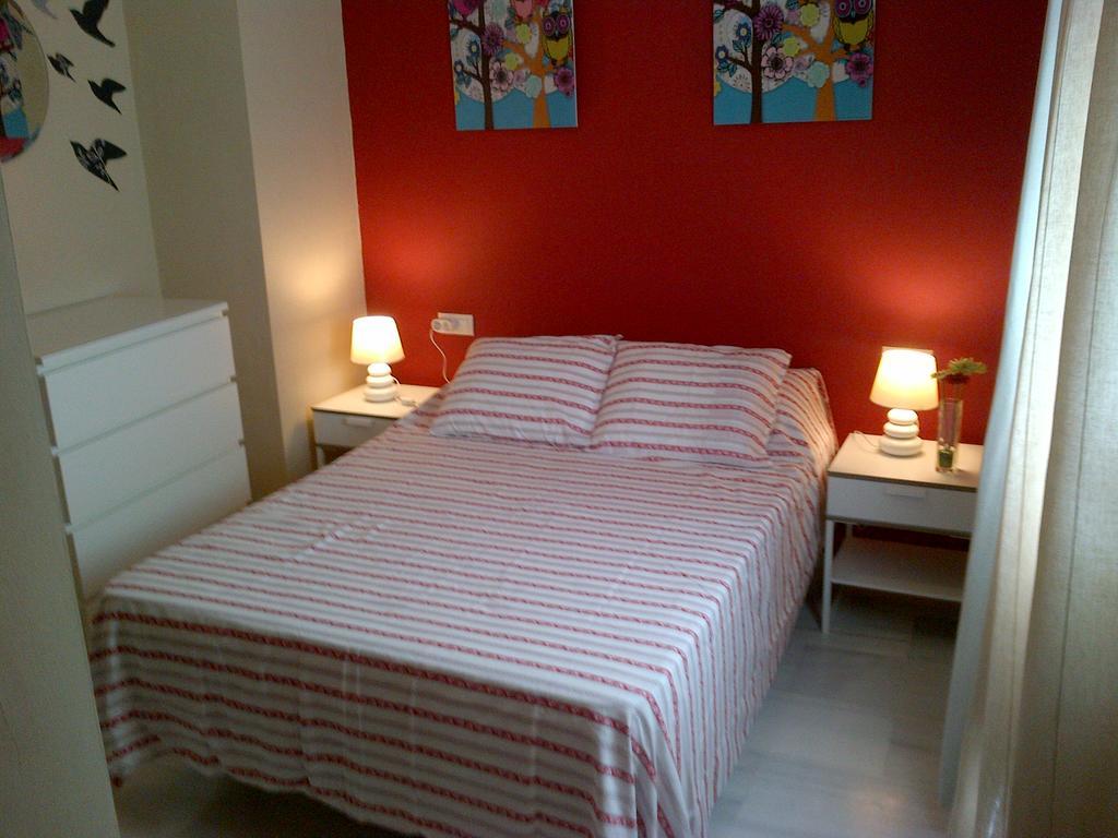 Triana Pureza Apartment Севиля Екстериор снимка